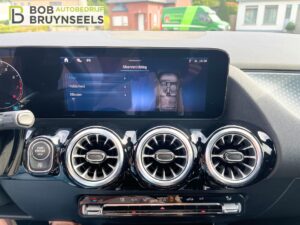 Mercedes GLA 180 AMG line - Garage Bob Bruynseels