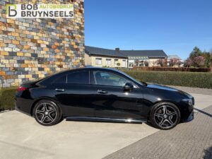 Mercedes CLA180 Amg line zijkant