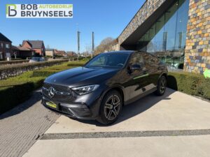 mercedes-glc-200-4matic-coupe-amg-line-gafietgrijs - voorzijde